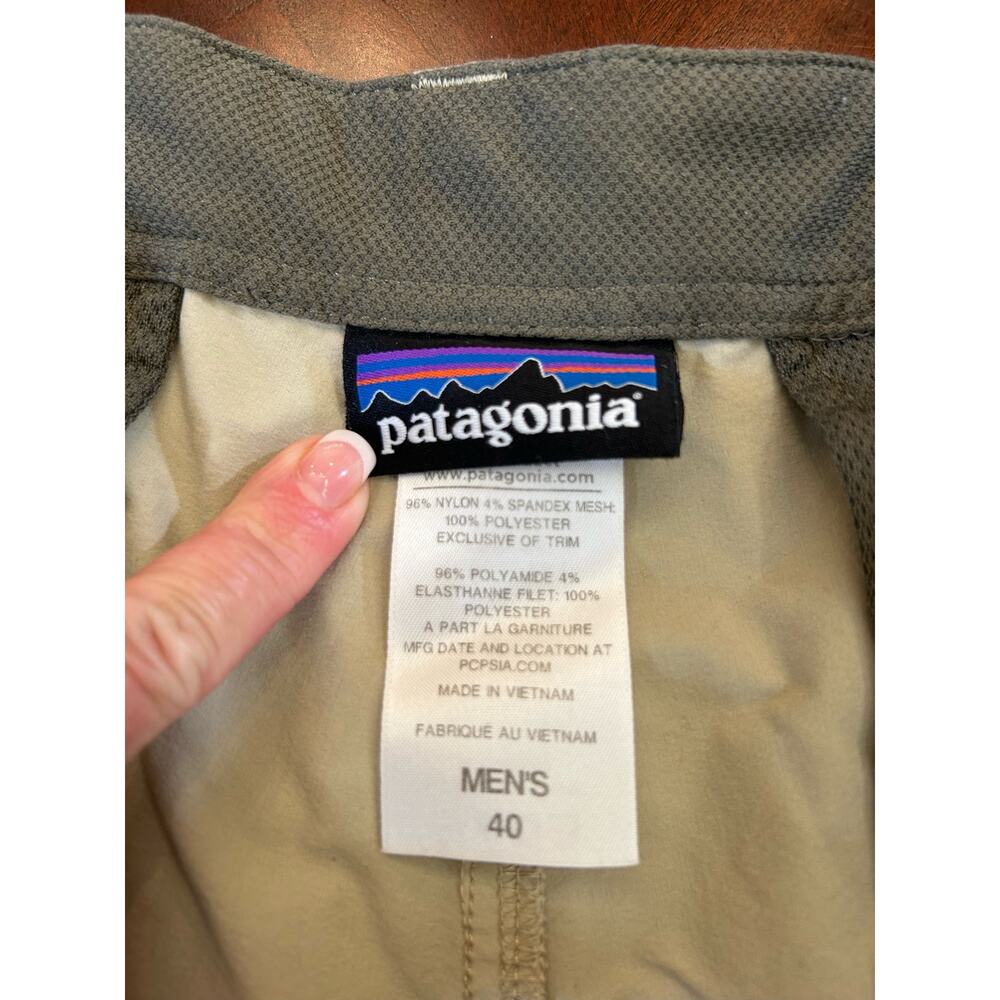 Patagonia Hiking Shorts - Picture 4 of 6